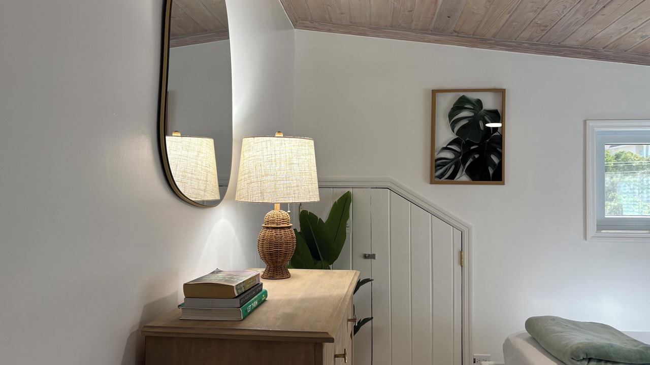 Photo of Bedroom in Dunmore Town