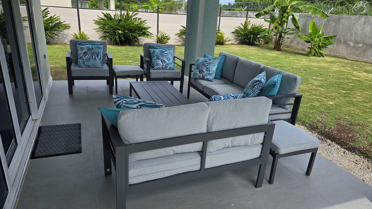 Photo of Patio Balcony in Mammee Bay