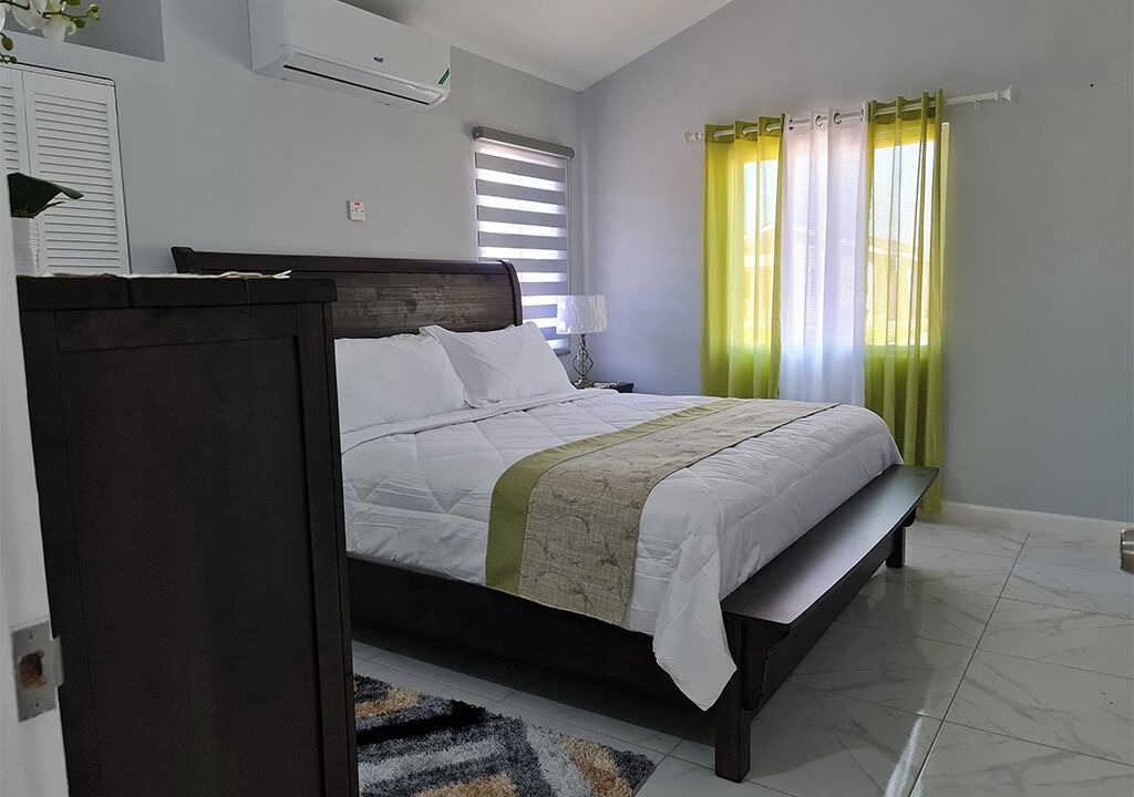 Photo of Bedroom in Old Harbour