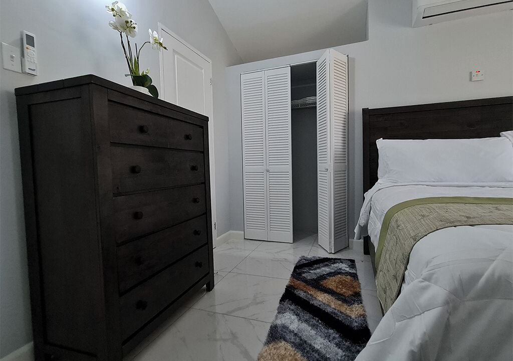 Photo of Bedroom in Old Harbour