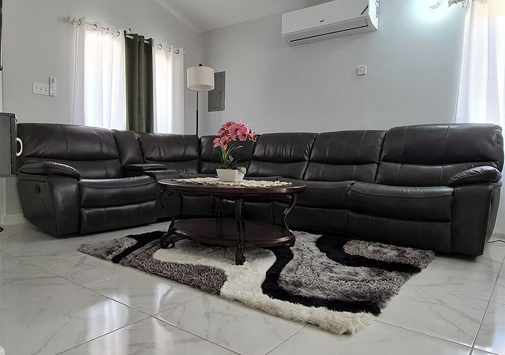 Photo of Livingroom in Old Harbour
