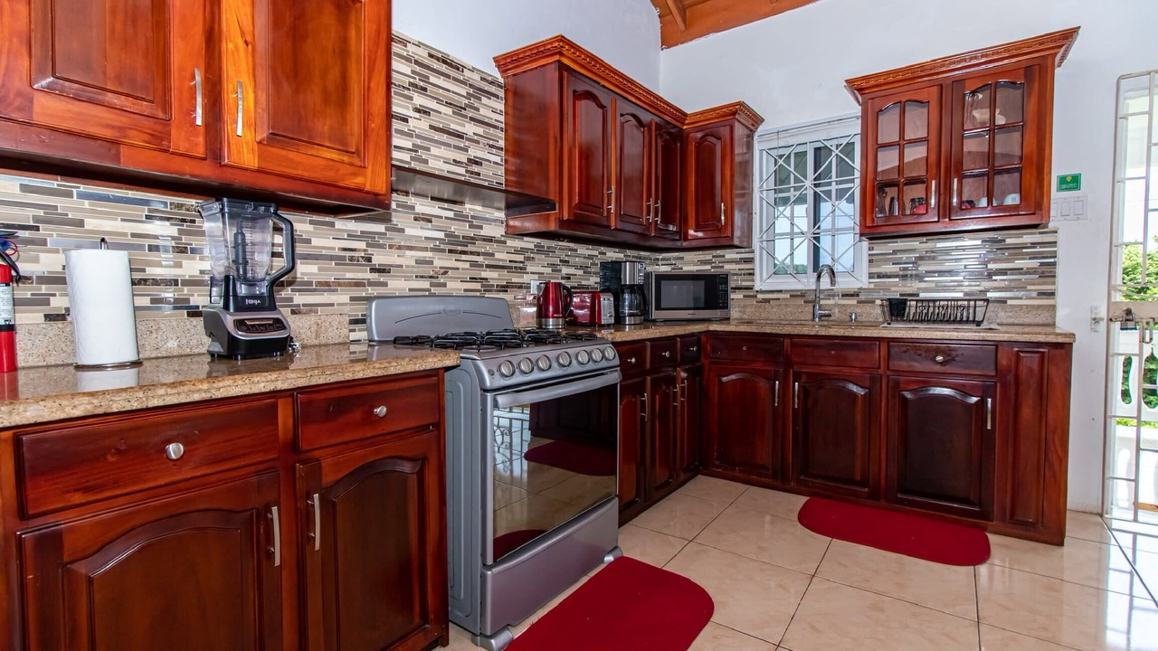 Photo of Kitchen in Runaway Bay