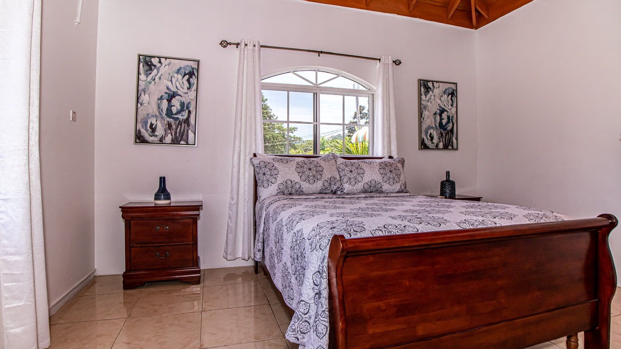 Photo of Bedroom in Runaway Bay