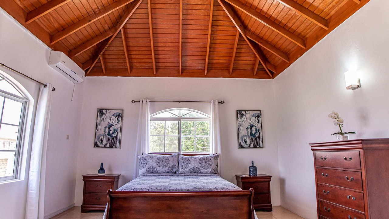 Photo of Bedroom in Runaway Bay