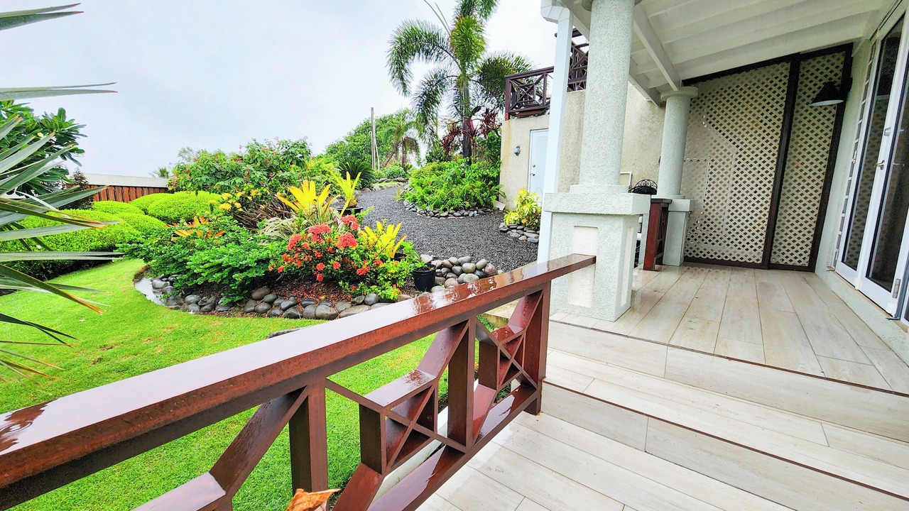 Photo of Patio Balcony in Arawak Hill