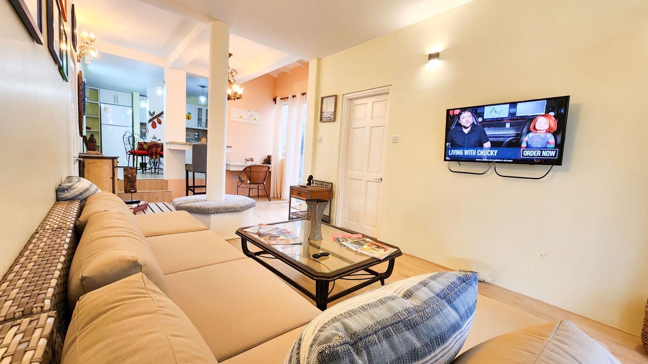Photo of Livingroom in Arawak Hill