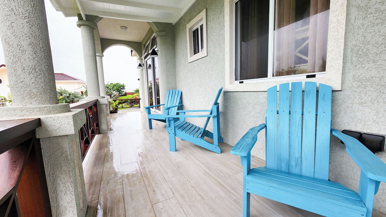 Photo of Patio Balcony in Arawak Hill