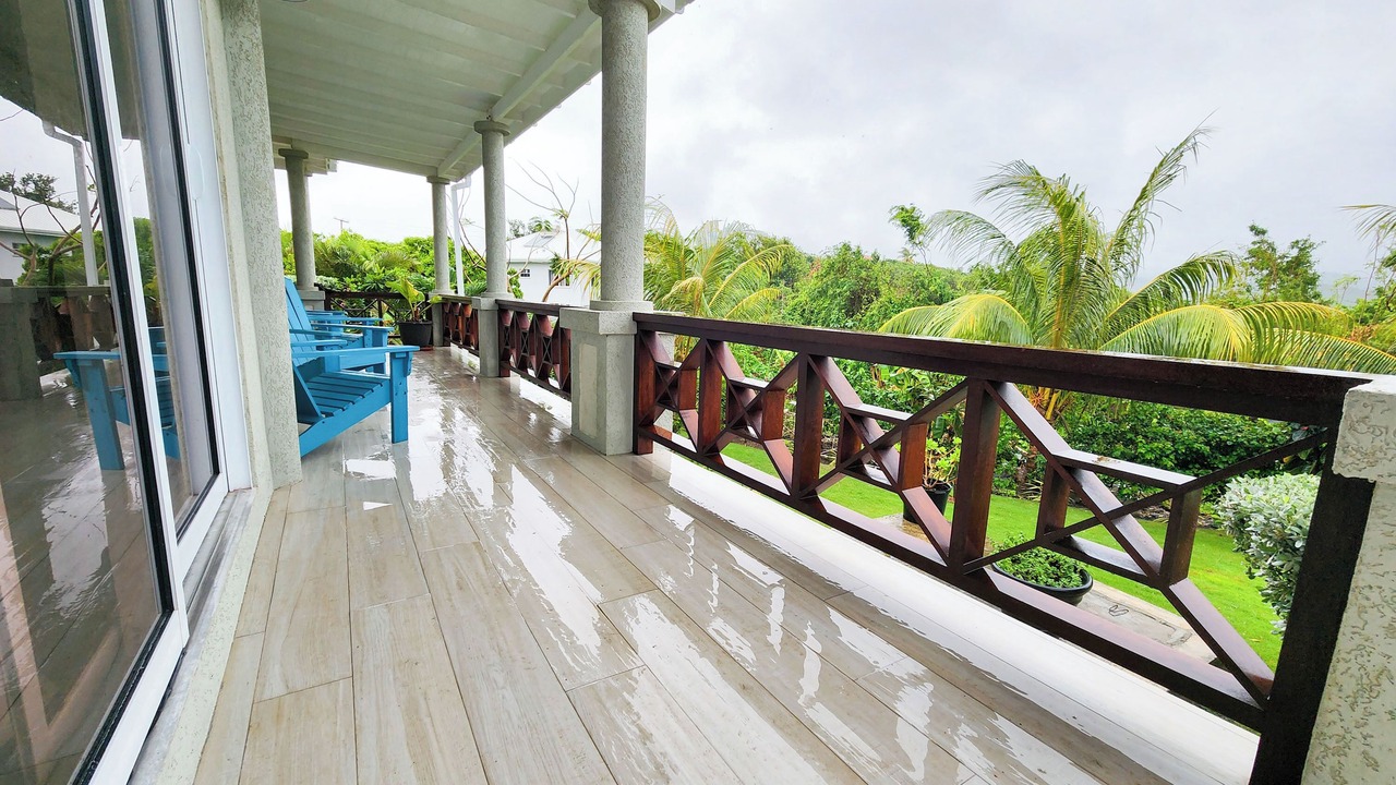 Photo of Patio Balcony in Arawak Hill