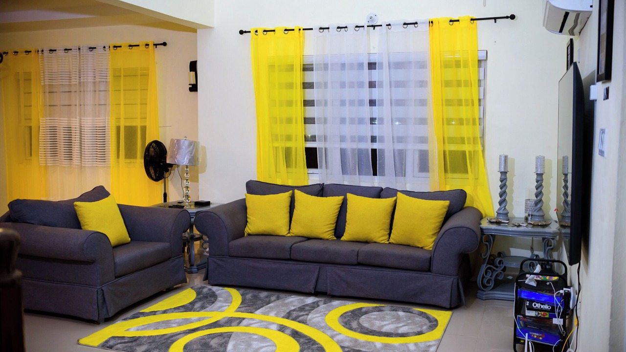 Photo of Livingroom in Portmore