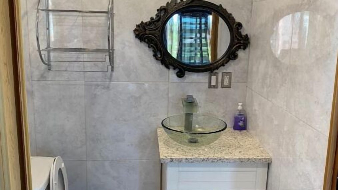 Photo of Bathroom in Saint George Parish