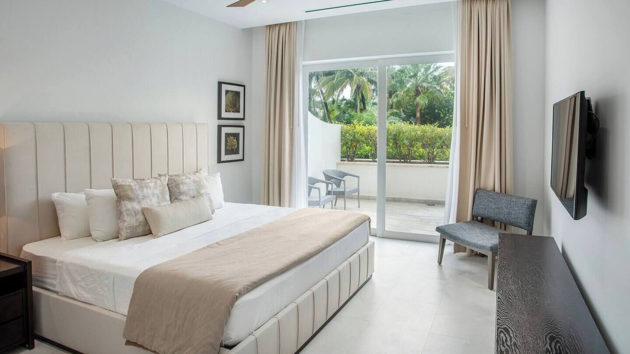Photo of Bedroom in Nassau