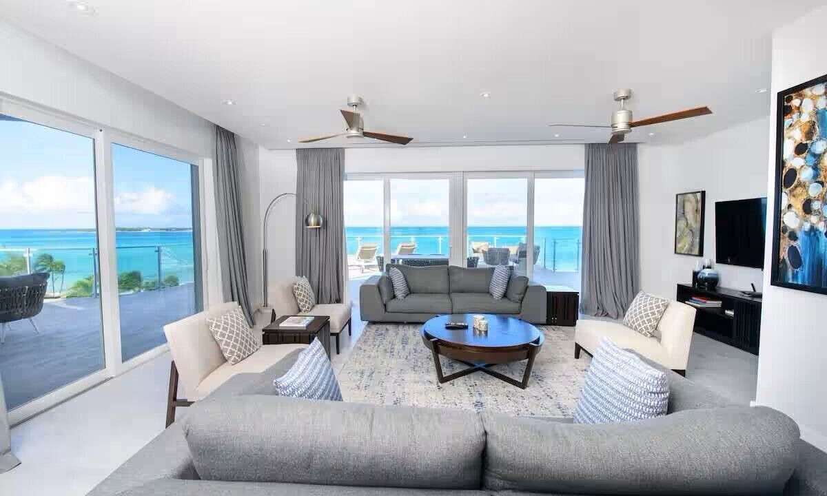 Photo of Livingroom in Nassau