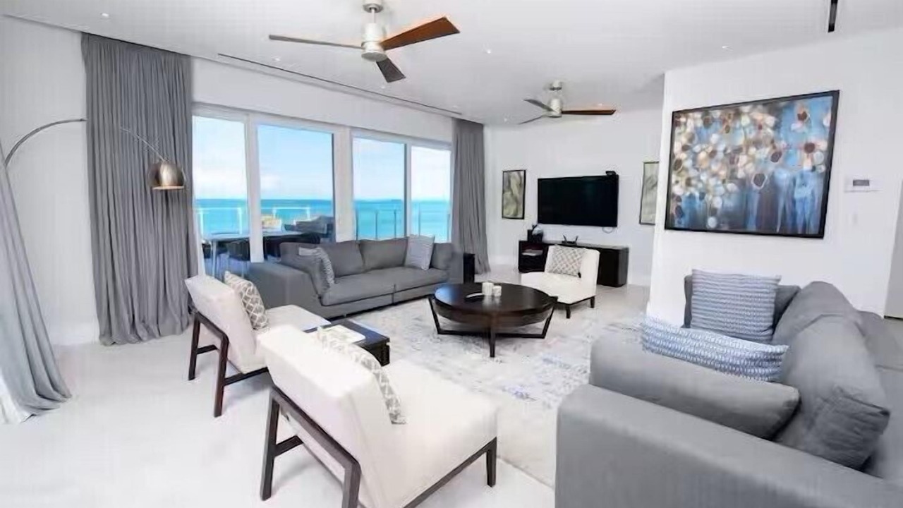 Photo of Livingroom in Nassau