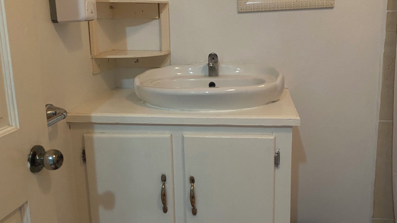 Photo of Bathroom in Choiseul Quarter