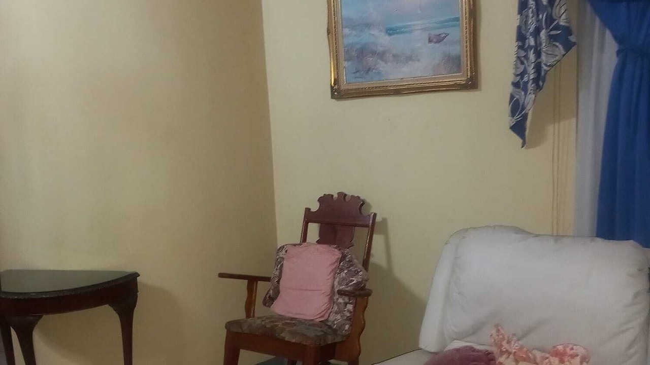 Photo of Livingroom in IronShore Estates