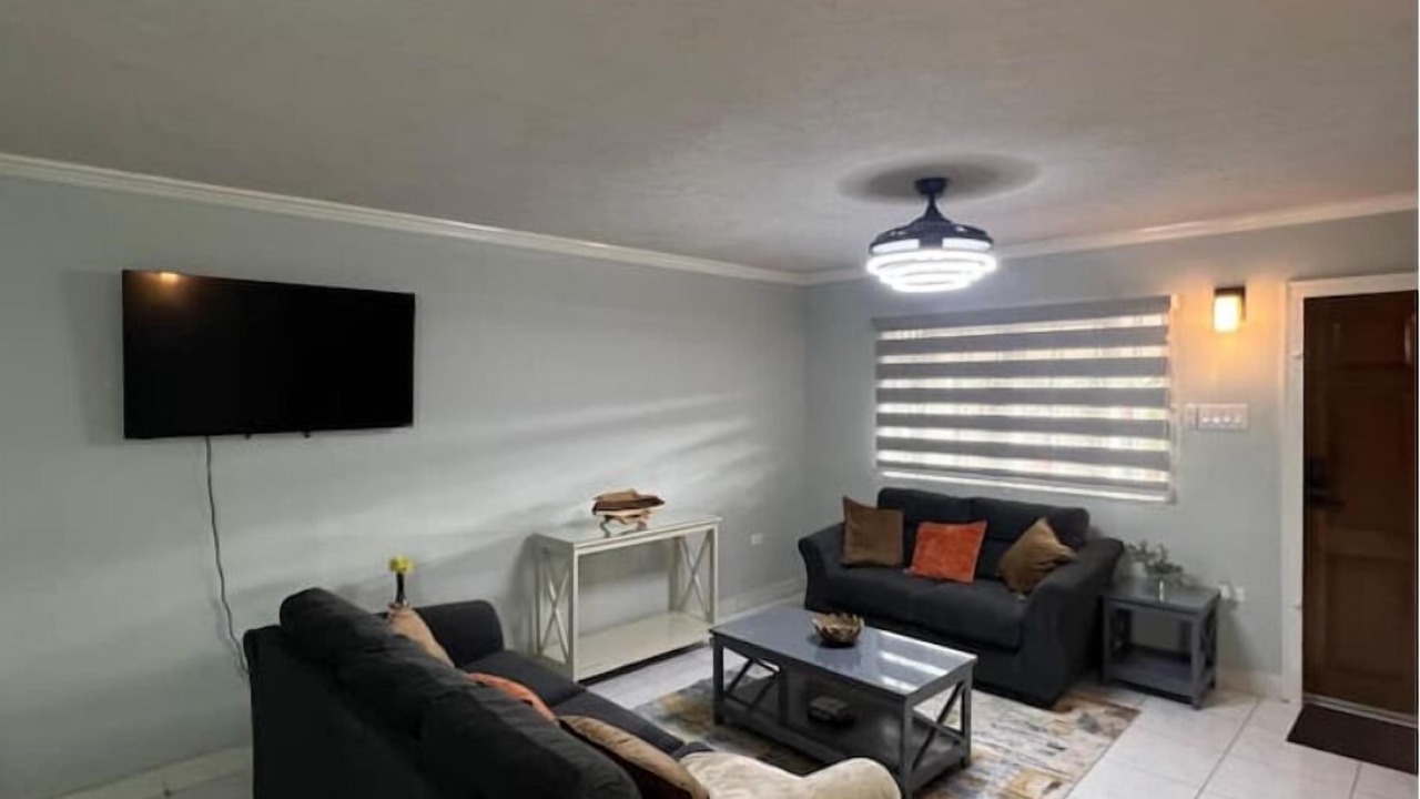 Photo of Livingroom in Mango Walk