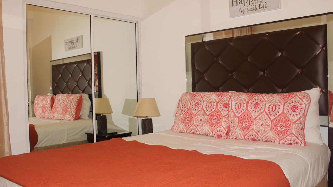 Photo of Bedroom in Eden Gardens
