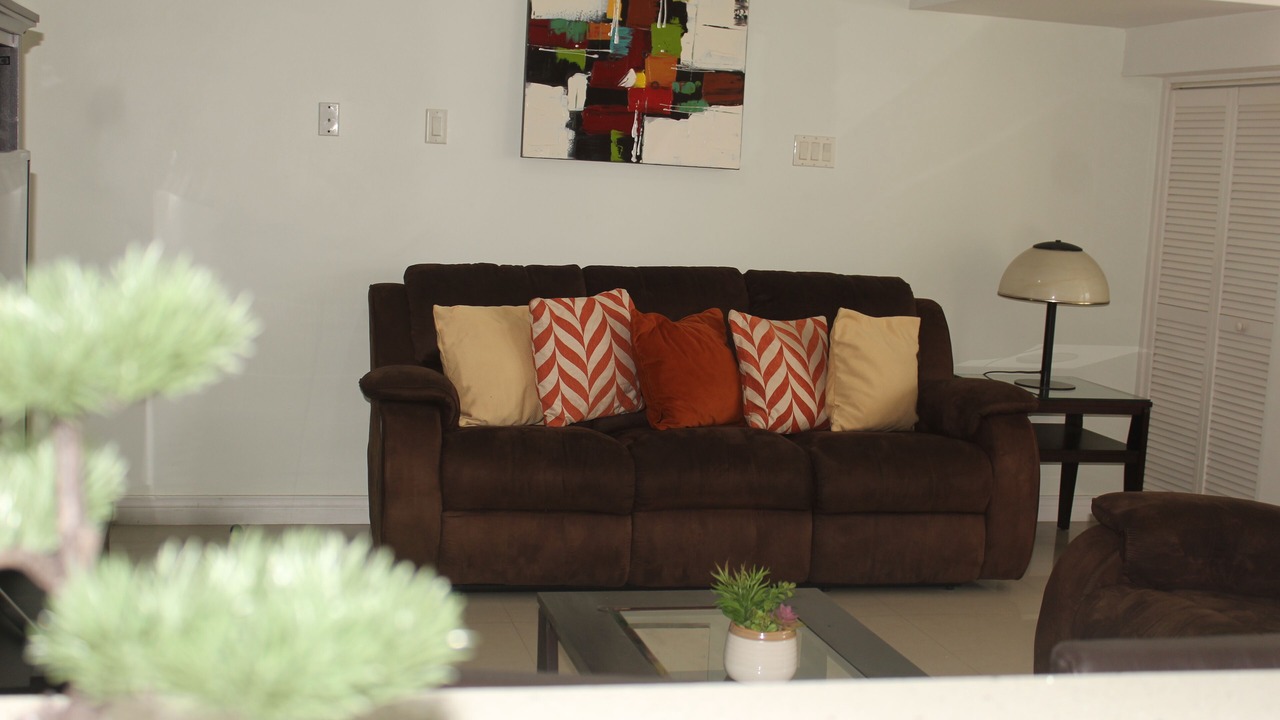 Photo of Livingroom in Eden Gardens