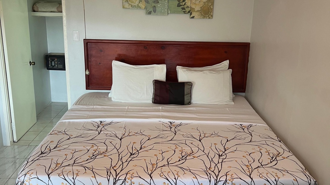 Photo of Bedroom in West End