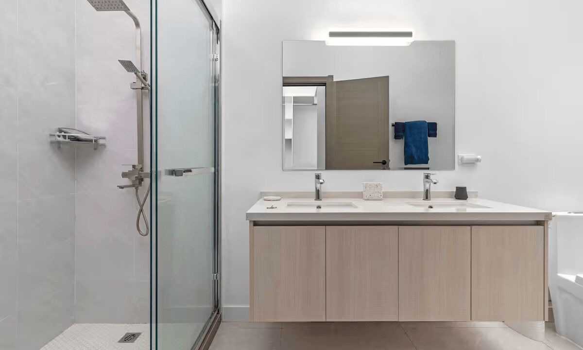 Photo of Bathroom in Beverly Hills