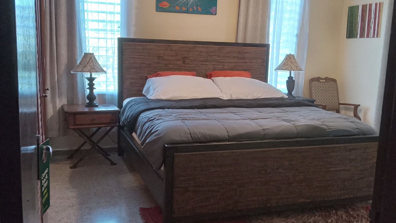 Photo of Bedroom in Beverly Hills