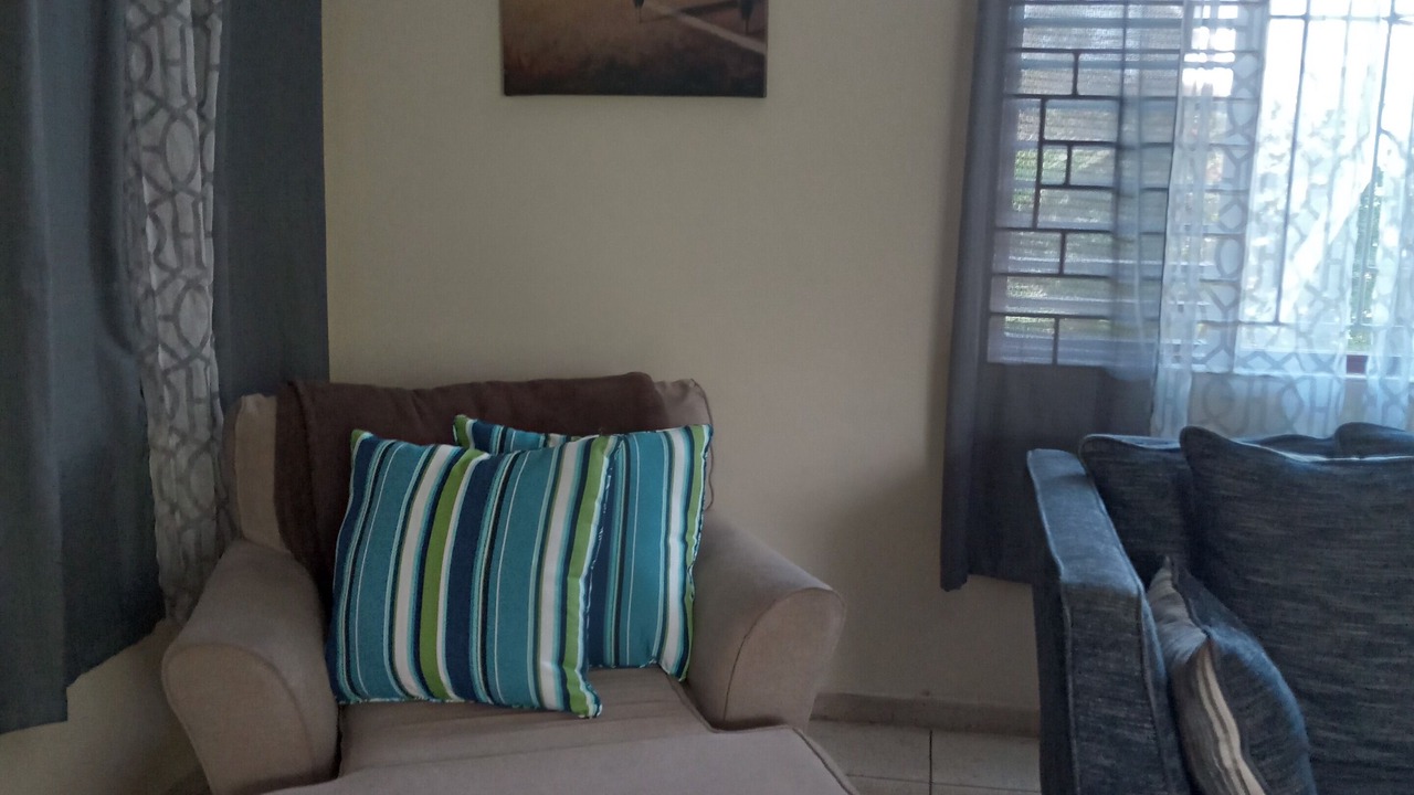 Photo of Livingroom in Beverly Hills