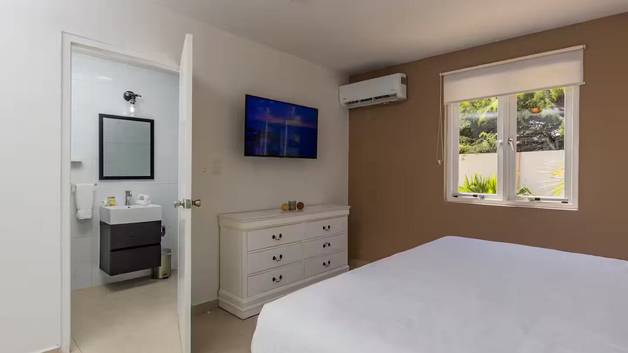 Photo of Bedroom in Palm Beach