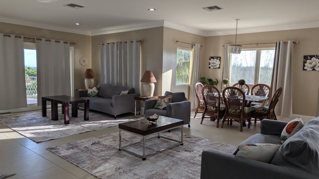 Photo of Bedroom in Bahamia West