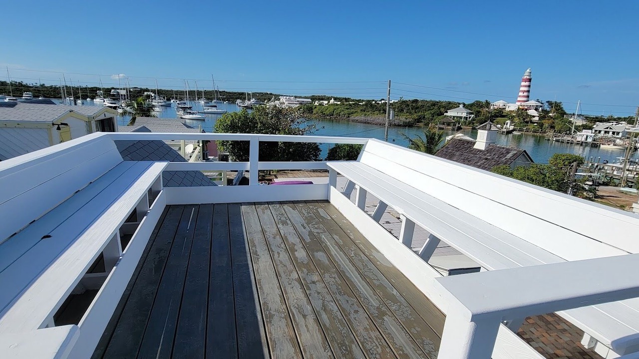 Photo of Patio Balcony in Hope Town