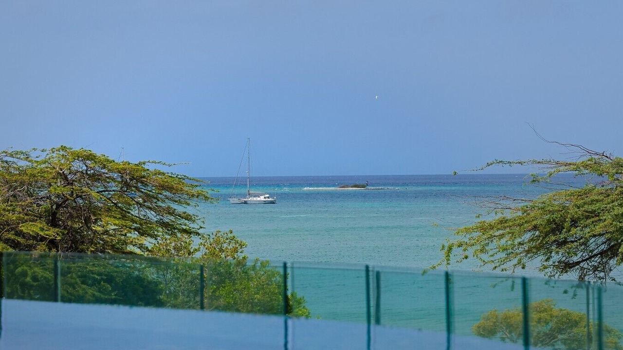Photo of Others in Oranjestad