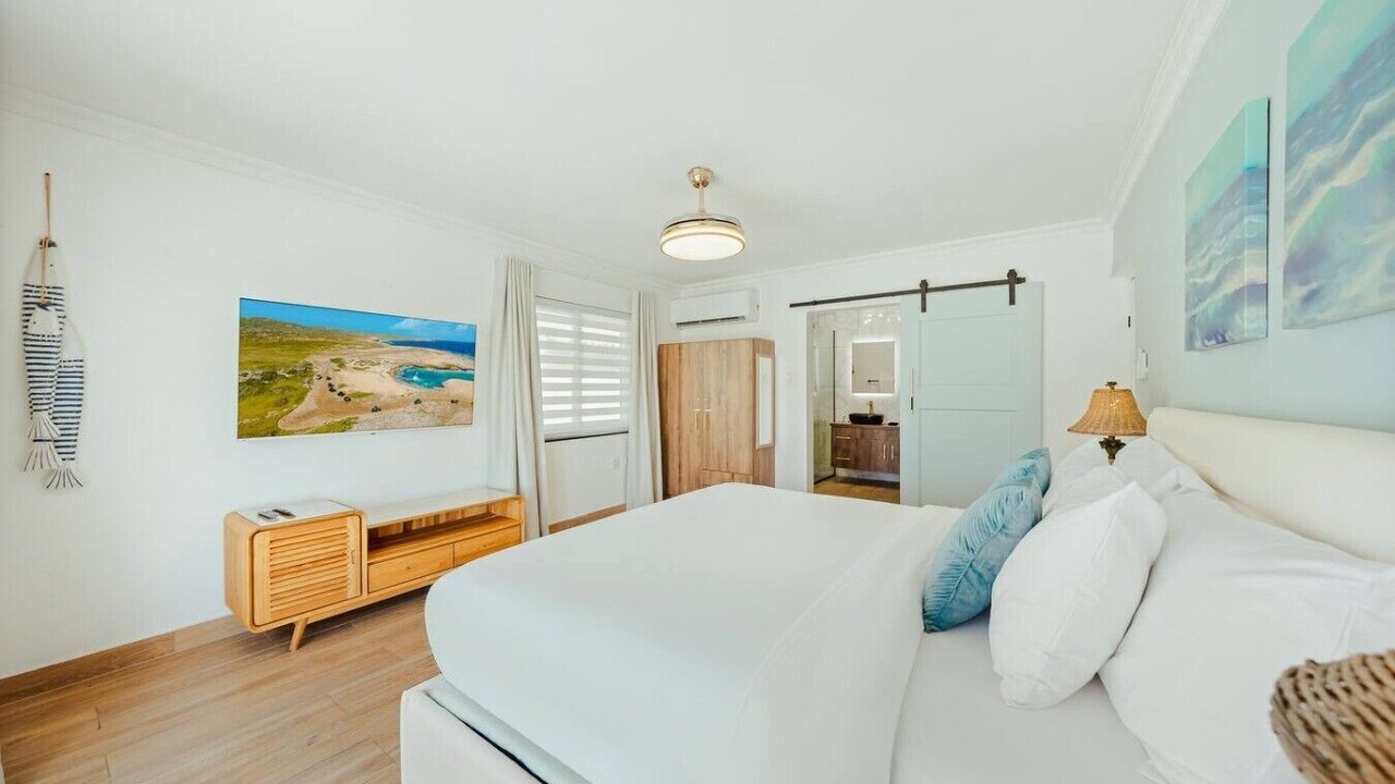 Photo of Bedroom in Opal