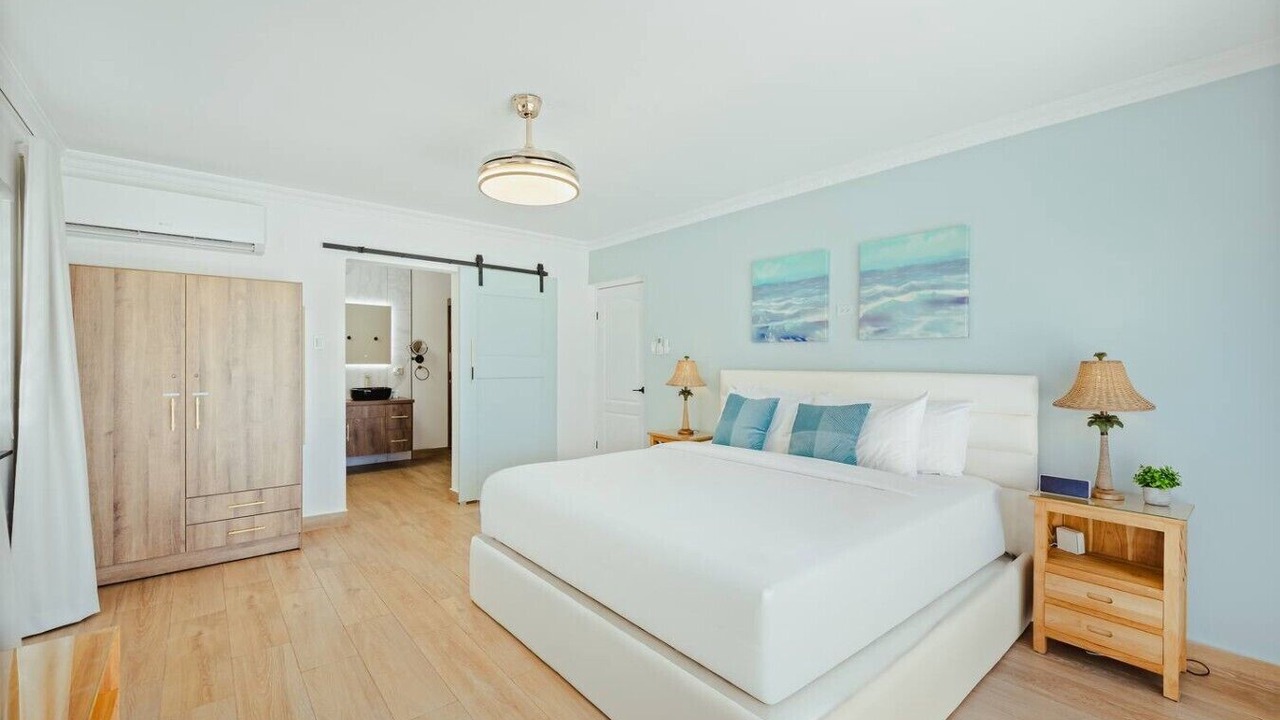 Photo of Bedroom in Opal
