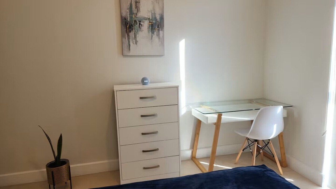 Photo of Bedroom in Eastwood Park