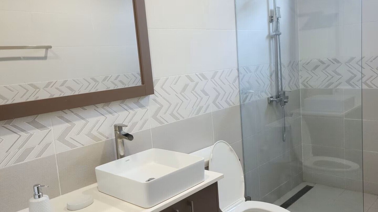 Photo of Bathroom in Eastwood Park