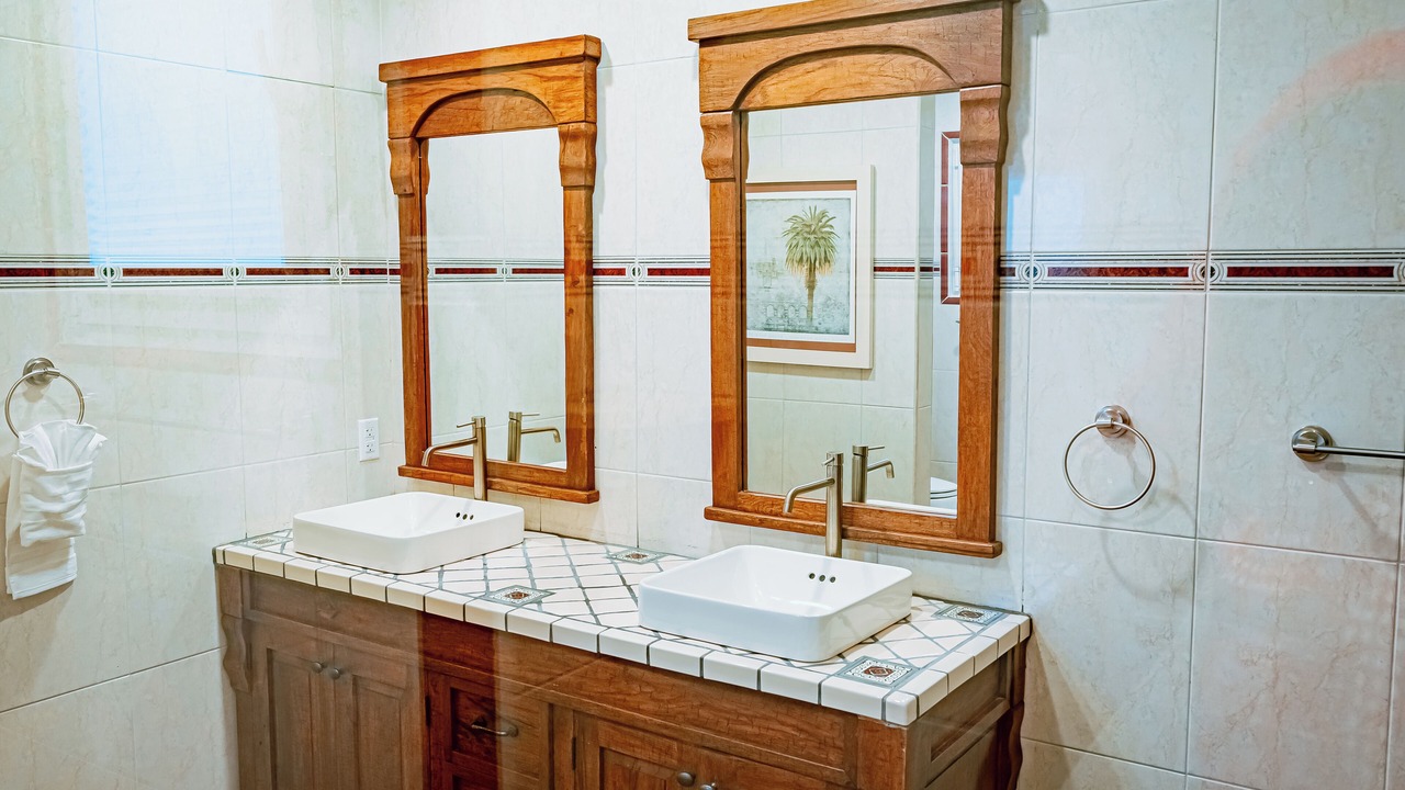 Photo of Bathroom in Jamanota