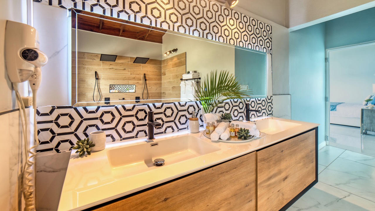 Photo of Bathroom in Discovery Bay