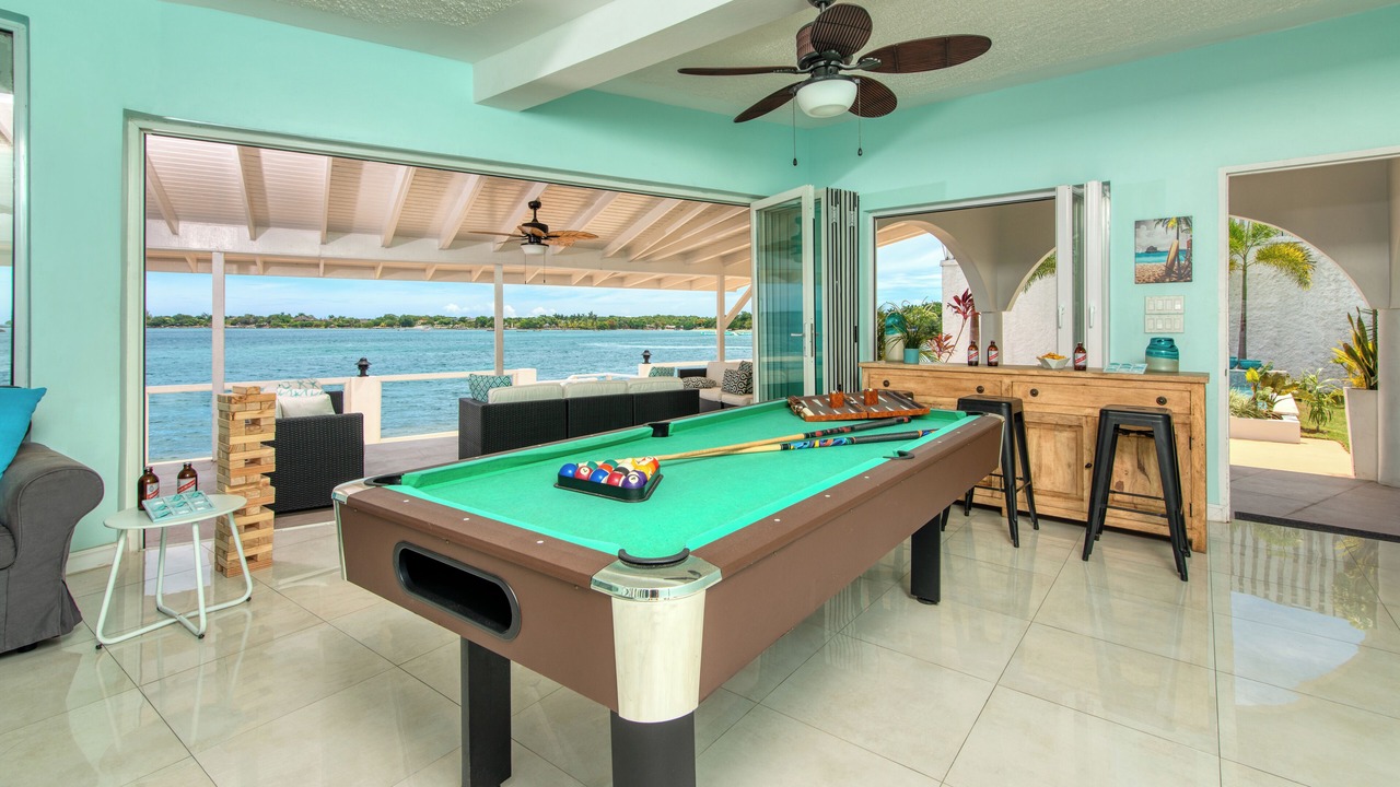 Photo of Patio Balcony in Discovery Bay