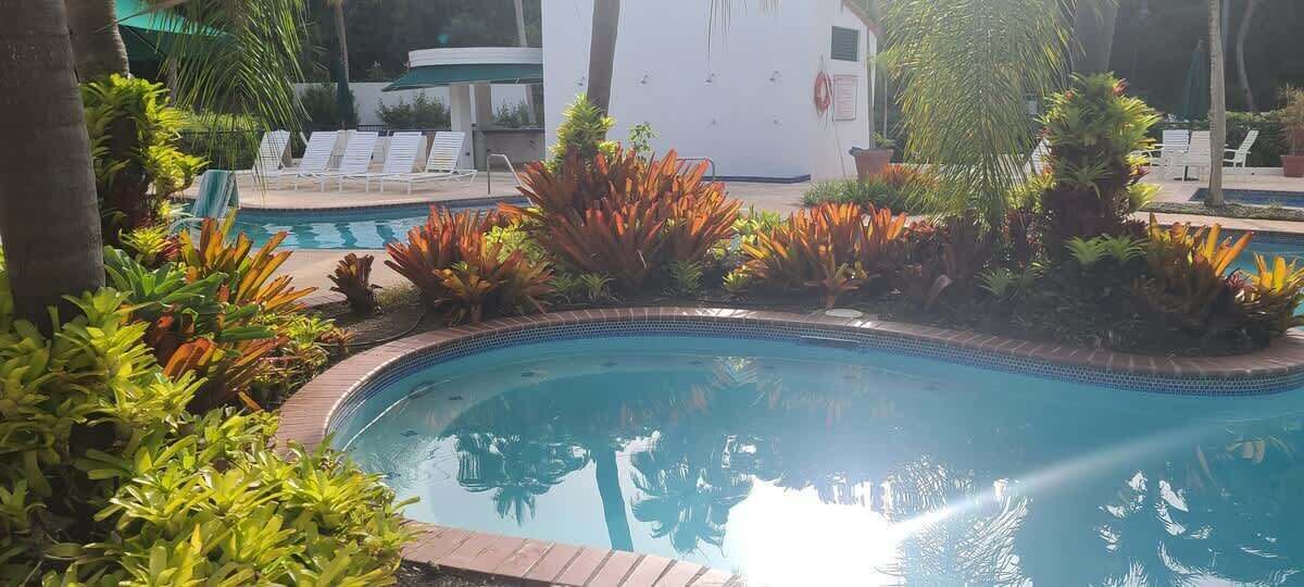 Photo of Outdoor in Mameyes II