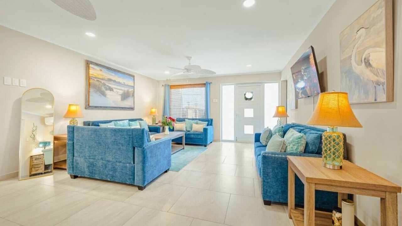 Photo of Livingroom in Palm Beach