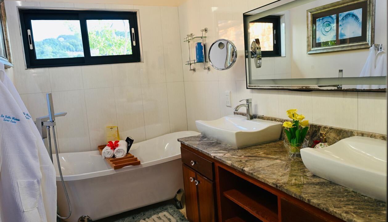 Photo of Bathroom in Gros Islet