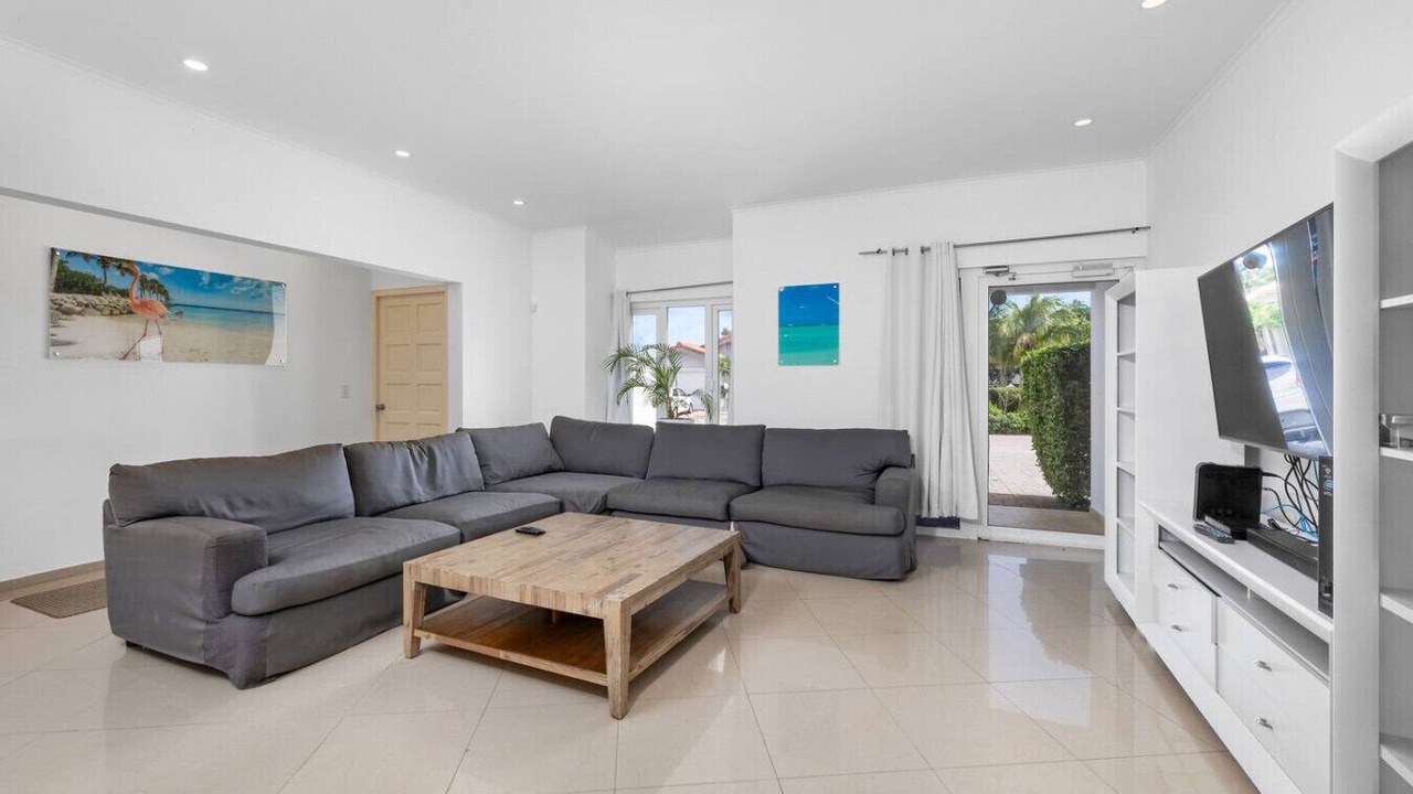 Photo of Livingroom in Washington