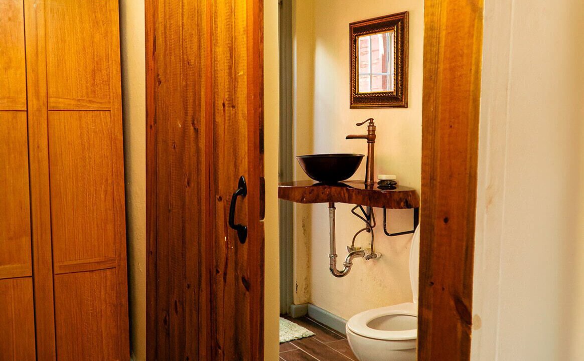 Photo of Bathroom in Choiseul