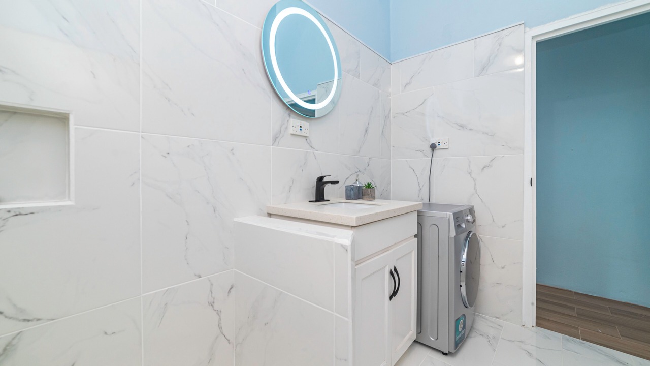 Photo of Bathroom in The Lime