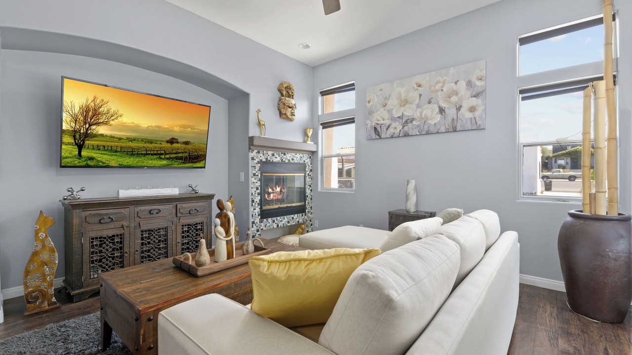 Photo of Livingroom in University Heights