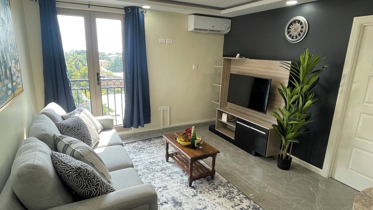 Photo of Livingroom in Eden Gardens