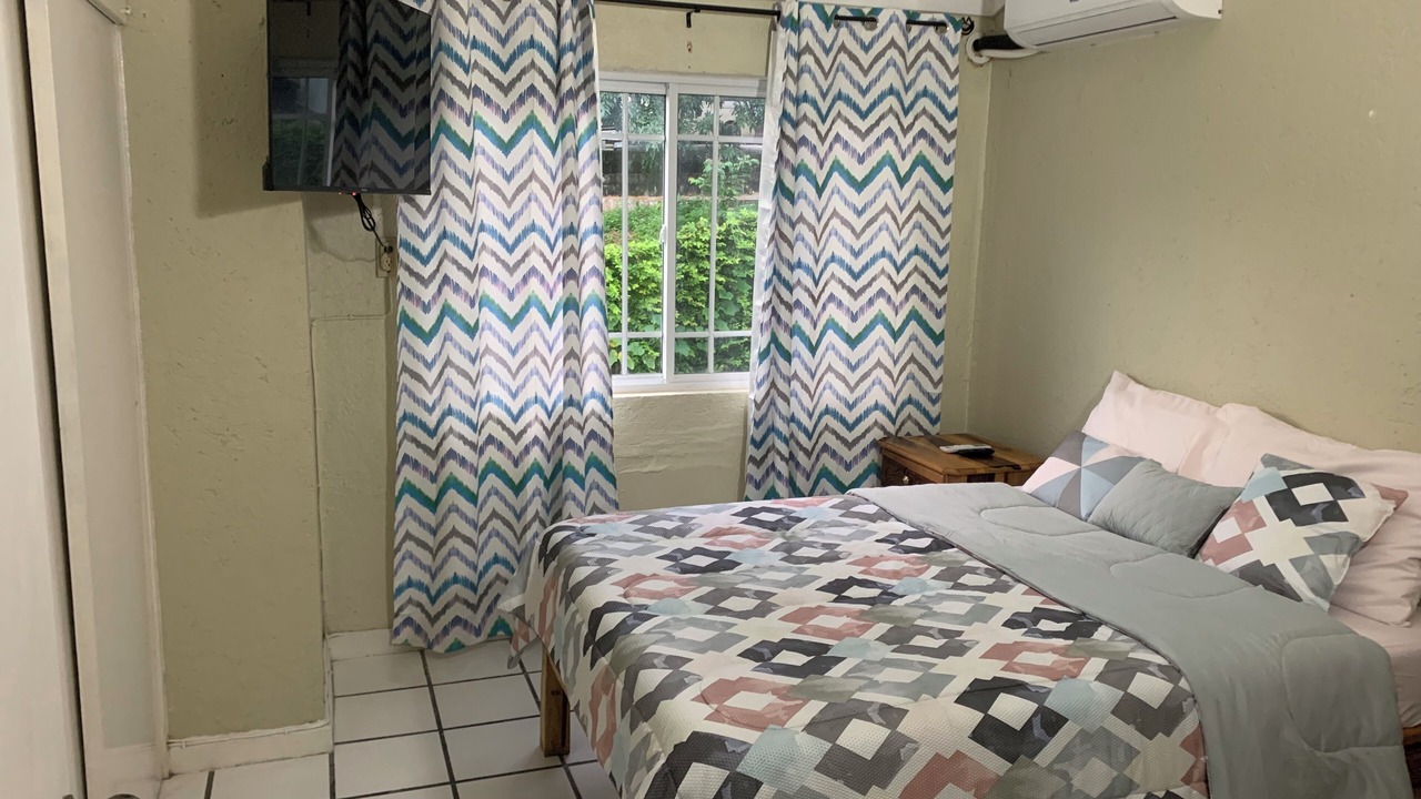 Photo of Bedroom in West Gate Hills