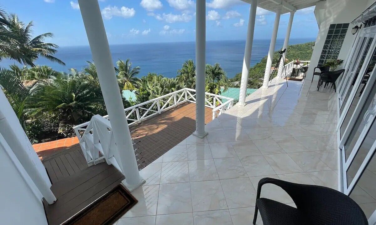 Photo of Patio Balcony in Marigot Bay