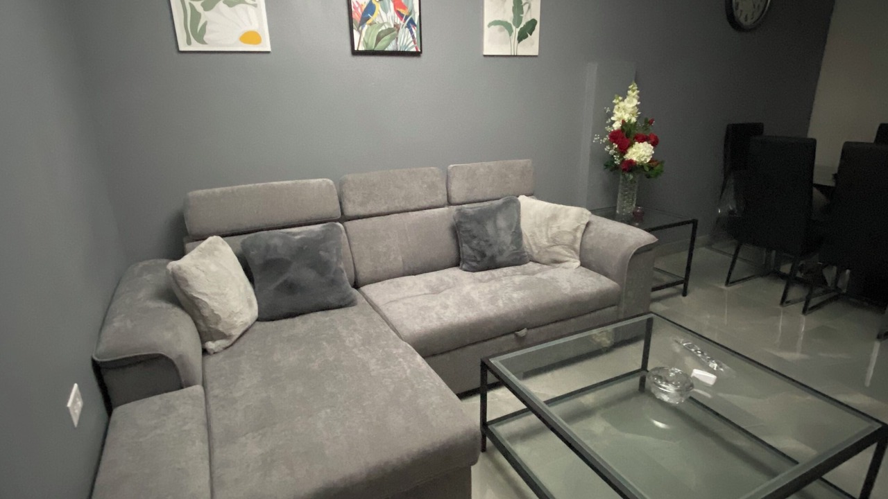 Photo of Livingroom in Moko