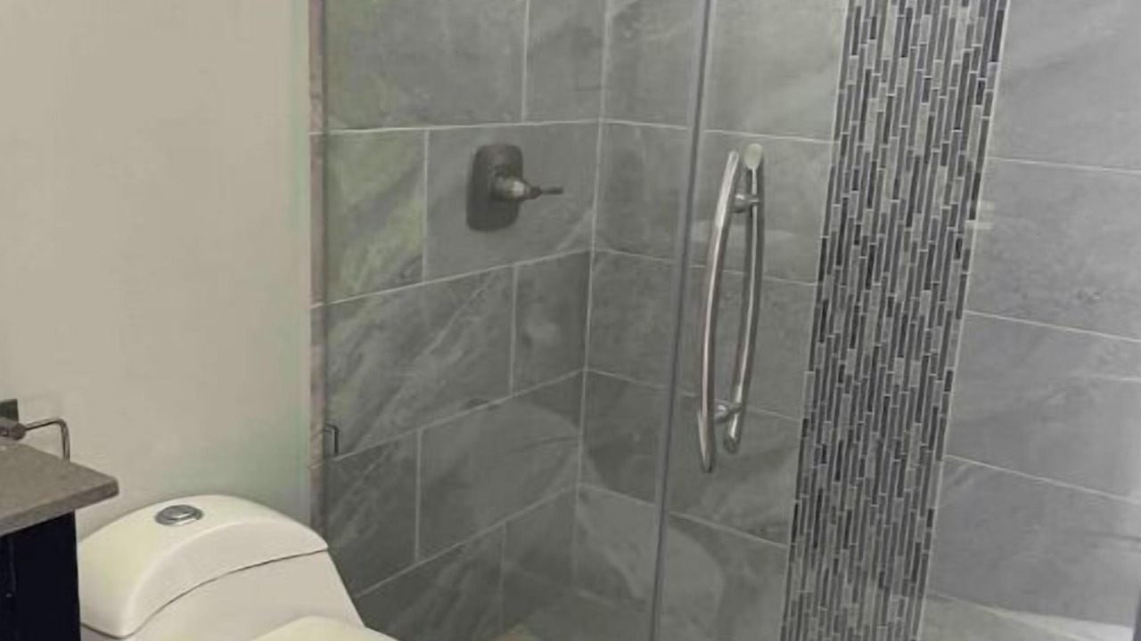 Photo of Bathroom in Llanos de Gurabo I