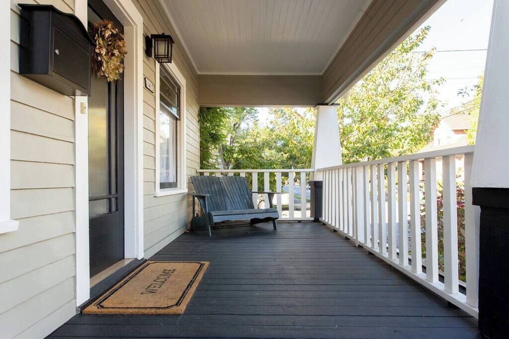 Photo of Outdoor in Sunnyside
